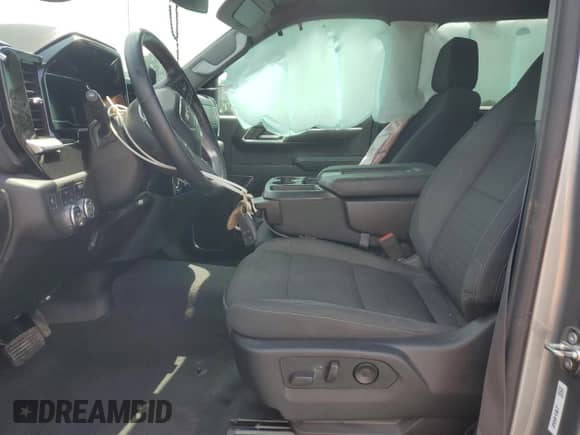 2024 GMC Sierra 1500 Elevation с VIN 1GTPUCEK5RZ334774, выставлен на аукционе Copart как лот 61023015 с пробегом 18 111 миль миль и Списание • Salvage title. История ставок и продаж доступна на DreamBid. Изображение 7.