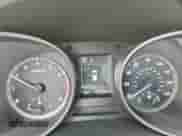 2017 Hyundai Santa Fe 2.4L с VIN 5XYZUDLBXHG429328, выставлен на аукционе Copart как лот 82361425 с пробегом 124 738 миль миль и Списание • Salvage title. История ставок и продаж доступна на DreamBid. Изображение 9.