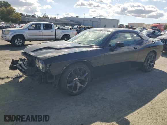 2017 Dodge Challenger SXT с VIN 2C3CDZAG6HH665692, выставлен на аукционе Copart как лот 82241735 с пробегом 59 514 миль миль и Списание • Salvage title. История ставок и продаж доступна на DreamBid. Изображение 1.