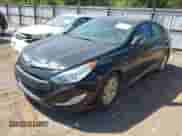 2015 Hyundai Sonata Limited z VIN KMHEC4A43FA137292, wystawiony jako IAAI lot #43316151 z przebiegiem 130 292 mil mil oraz . Historia ofert i sprzedaży dostępna na DreamBid. Obrazek 2.