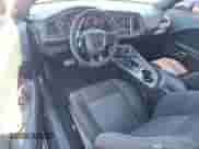 2019 Dodge Challenger SXT z VIN 2C3CDZAGXKH677450, wystawiony jako Copart lot #84649605 z przebiegiem 74 336 mil mil oraz Szkoda całkowita • Salvage title. Historia ofert i sprzedaży dostępna na DreamBid. Obrazek 8.