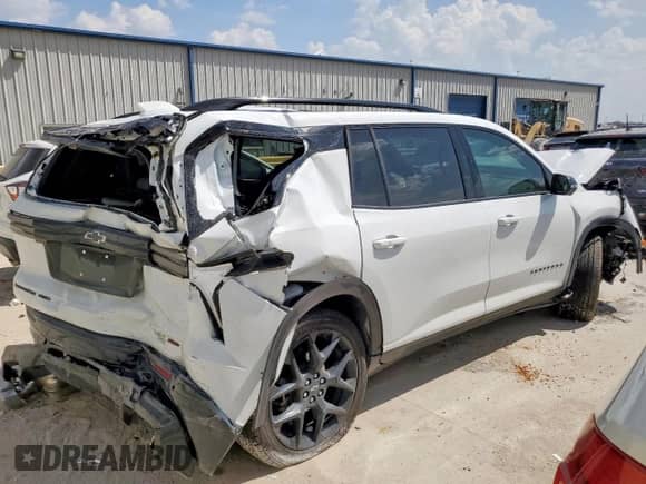2024 Chevrolet Traverse AWD RS z VIN 1GNEVLKSXRJ141390, wystawiony jako Copart lot #50553935 z przebiegiem 10 805 mil mil oraz Szkoda całkowita • Salvage title. Historia ofert i sprzedaży dostępna na DreamBid. Obrazek 3.
