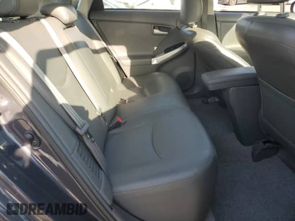 2010 Toyota Prius III z VIN JTDKN3DU6A0028119, wystawiony jako Copart lot #84215085 z przebiegiem 171 656 mil mil oraz Szkoda całkowita • Salvage title. Historia ofert i sprzedaży dostępna na DreamBid. Obrazek 10.