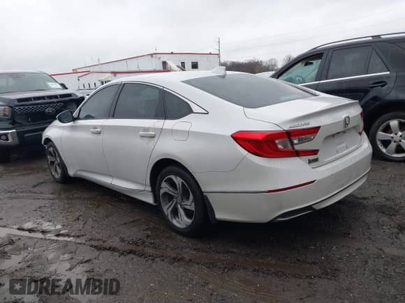 2018 Honda Accord EX z VIN 1HGCV1F42JA229226, wystawiony jako IAAI lot #41833944 z przebiegiem 82 961 mil mil oraz . Historia ofert i sprzedaży dostępna na DreamBid. Obrazek 3.