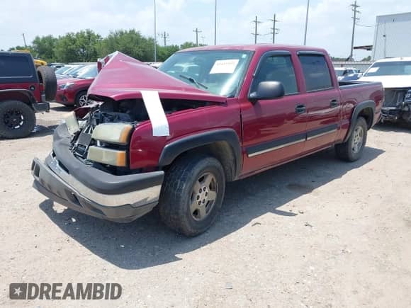 2005 Chevrolet Silverado 1500 Z71 с VIN 2GCEK13T551143145, выставлен на аукционе IAAI как лот 42439955 с пробегом Не указан миль и . История ставок и продаж доступна на DreamBid. Изображение 2.