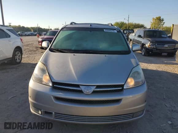 2004 Toyota Sienna XLE z VIN 5TDZA22C64S102641, wystawiony jako Copart lot #85000295 z przebiegiem 187 481 mil mil oraz Czysty tytuł • Clean title. Historia ofert i sprzedaży dostępna na DreamBid. Obrazek 5.
