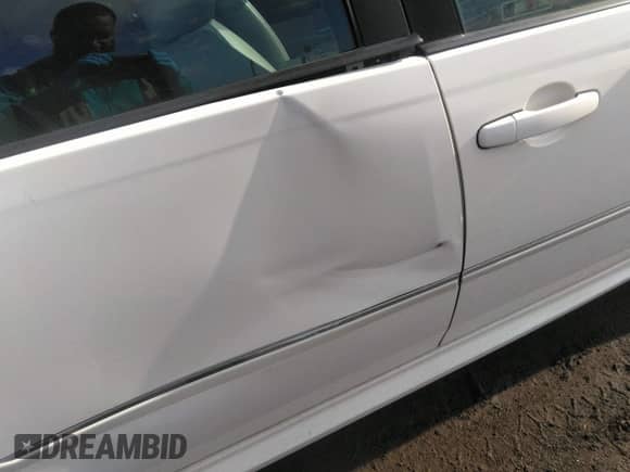 2006 Chevrolet Malibu Maxx LTZ z VIN 1G1ZU63856F125736, wystawiony jako IAAI lot #42179131 z przebiegiem 115 989 mil mil oraz . Historia ofert i sprzedaży dostępna na DreamBid. Obrazek 14.