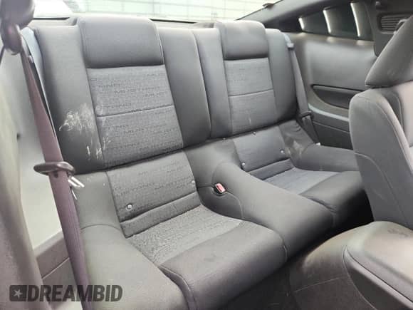 2007 Ford Mustang Deluxe с VIN 1ZVFT80N775326562, выставлен на аукционе Copart как лот 82551505 с пробегом 148 765 миль миль и Чистый • Clean title. История ставок и продаж доступна на DreamBid. Изображение 10.