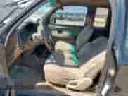 1997 Toyota Tacoma z VIN 4TAVL52N6VZ319081, wystawiony jako Copart lot #71695955 z przebiegiem 262 304 mil mil oraz Szkoda całkowita • Salvage title. Historia ofert i sprzedaży dostępna na DreamBid. Obrazek 7.