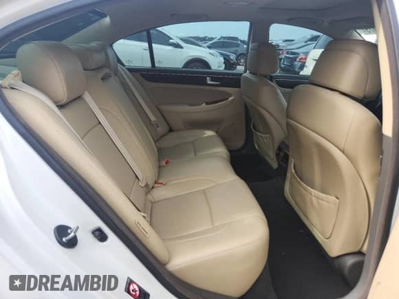 2013 Hyundai Genesis R-Spec z VIN KMHGC4DH4DU234116, wystawiony jako Copart lot #59515975 z przebiegiem 92 647 mil mil oraz Szkoda całkowita • Salvage title. Historia ofert i sprzedaży dostępna na DreamBid. Obrazek 10.
