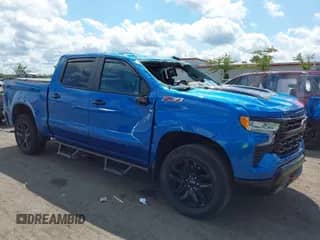 2022 Chevrolet Silverado 1500 LT Trail Boss с VIN 3GCUDFELXNG597933, выставлен на аукционе IAAI как лот 42996510 с пробегом 23 108 миль миль и . История ставок и продаж доступна на DreamBid. Изображение 1.