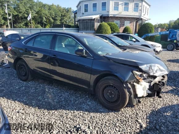 2017 Toyota Camry XLE z VIN 4T1BF1FK7HU448645, wystawiony jako Copart lot #80604775 z przebiegiem 88 207 mil mil oraz Szkoda całkowita • Salvage title. Historia ofert i sprzedaży dostępna na DreamBid. Obrazek 4.