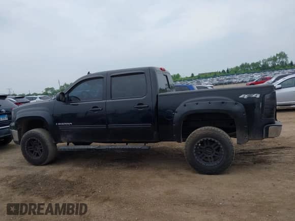2007 GMC Sierra 1500 SLT with VIN 3GTEK13M87G542960, listed as a IAAI auction lot 42512520 with 134,869 mi miles and . Bid and sale history available at DreamBid. Image 14.