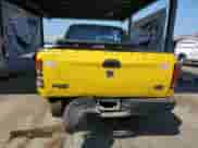 2000 Ford F-150 XL z VIN 1FTRX17W2YKB27853, wystawiony jako Copart lot #59621935 z przebiegiem 235 670 mil mil oraz Szkoda całkowita • Salvage title. Historia ofert i sprzedaży dostępna na DreamBid. Obrazek 6.