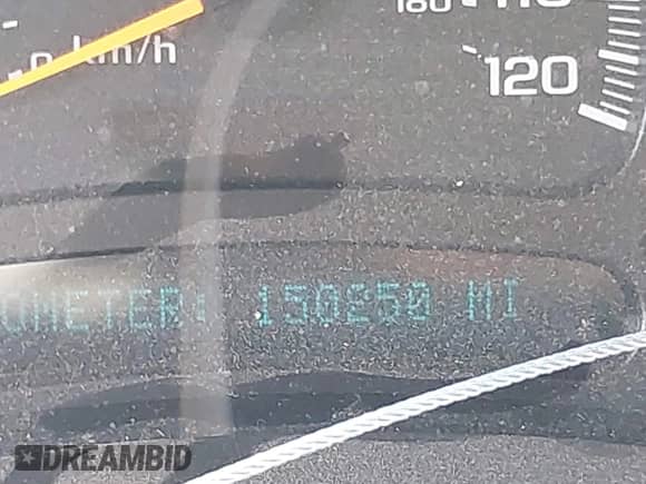 2004 Chevrolet Tahoe LS z VIN 1GNEC13V34R295484, wystawiony jako IAAI lot #42888588 z przebiegiem 150 250 mil mil oraz . Historia ofert i sprzedaży dostępna na DreamBid. Obrazek 15.