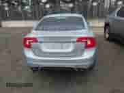 2018 Volvo S60 Dynamic с VIN YV140MTL8J2465284, выставлен на аукционе IAAI как лот 41301104 с пробегом 107 227 миль миль и . История ставок и продаж доступна на DreamBid. Изображение 16.