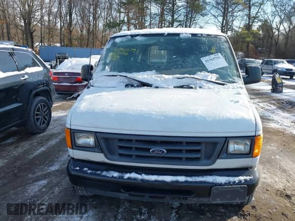2006 Ford Econoline Cargo z VIN 1FTNE24WX6HB18195, wystawiony jako IAAI lot #41365791 z przebiegiem 127 759 mil mil oraz . Historia ofert i sprzedaży dostępna na DreamBid. Obrazek 12.