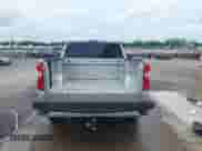 2022 Chevrolet Silverado 1500 RST z VIN 1GCUDEET8NZ571342, wystawiony jako IAAI lot #42146604 z przebiegiem 90 957 mil mil oraz . Historia ofert i sprzedaży dostępna na DreamBid. Obrazek 17.