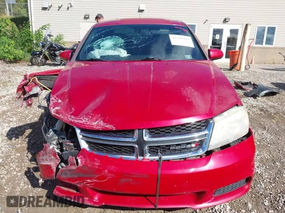 2012 Dodge Avenger SXT z VIN 1C3CDZCB1CN260308, wystawiony jako IAAI lot #43395921 z przebiegiem 112 830 mil mil oraz . Historia ofert i sprzedaży dostępna na DreamBid. Obrazek 12.