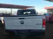 2020 Ram 1500 Tradesman z VIN 3C6RR7KG8LG253820, wystawiony jako IAAI lot #42830659 z przebiegiem 136 913 mil mil oraz . Historia ofert i sprzedaży dostępna na DreamBid. Obrazek 16.