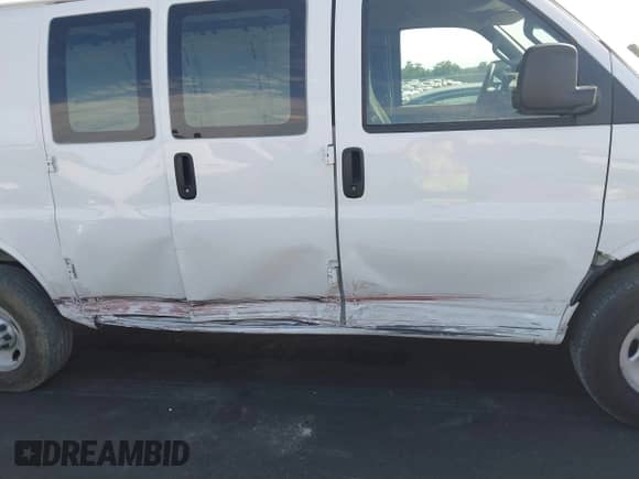 2023 Chevrolet Express Cargo with VIN 1GCWGAFP4P1202957, listed as a IAAI auction lot 43298343 with 36,463 mi miles and . Bid and sale history available at DreamBid. Image 6.