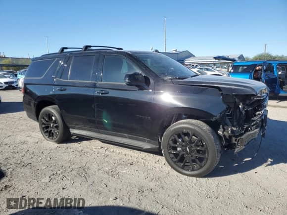 2022 Chevrolet Tahoe RST z VIN 1GNSCRKL9NR327471, wystawiony jako Copart lot #82324315 z przebiegiem 13 698 mil mil oraz Szkoda całkowita • Salvage title. Historia ofert i sprzedaży dostępna na DreamBid. Obrazek 4.