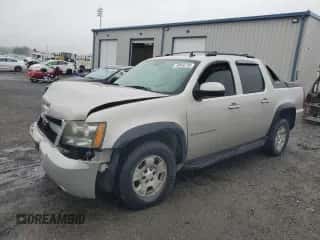 2007 Chevrolet Avalanche 3LT z VIN 3GNFK12307G258761, wystawiony jako Copart lot #80946785 z przebiegiem 182 764 mil mil oraz Szkoda całkowita • Salvage title. Historia ofert i sprzedaży dostępna na DreamBid. Obrazek 1.