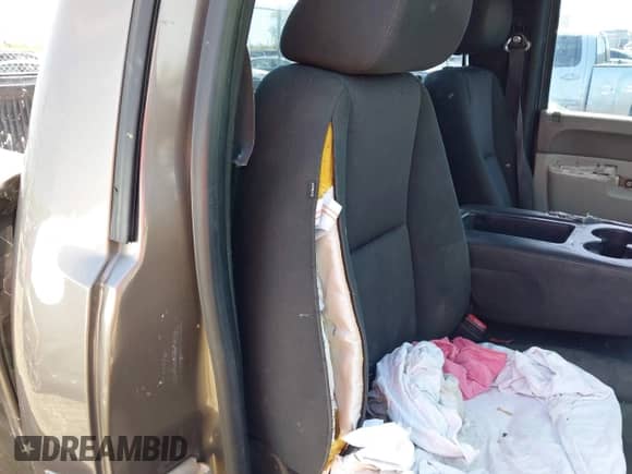 2012 Chevrolet Silverado 1500 Work Truck с VIN 1GCNKPEA1CZ234528, выставлен на аукционе IAAI как лот 42136038 с пробегом 187 912 миль миль и . История ставок и продаж доступна на DreamBid. Изображение 8.