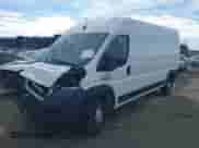 2022 Ram ProMaster Cargo z VIN 3C6LRVDG9NE102703, wystawiony jako IAAI lot #41327772 z przebiegiem 273 064 mil mil oraz . Historia ofert i sprzedaży dostępna na DreamBid. Obrazek 2.