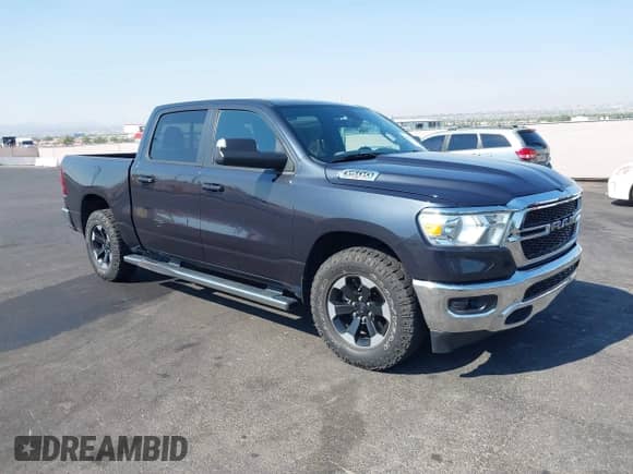 2021 Ram 1500 Big Horn z VIN 1C6RREFM9MN712074, wystawiony jako IAAI lot #42960665 z przebiegiem 44 477 mil mil oraz . Historia ofert i sprzedaży dostępna na DreamBid. Obrazek 1.