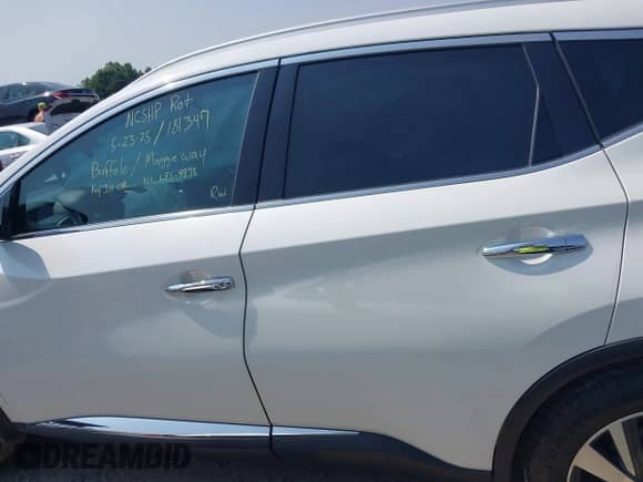 2018 Nissan Murano SV z VIN 5N1AZ2MG1JN181347, wystawiony jako IAAI lot #42377024 z przebiegiem 62 959 mil mil oraz . Historia ofert i sprzedaży dostępna na DreamBid. Obrazek 14.