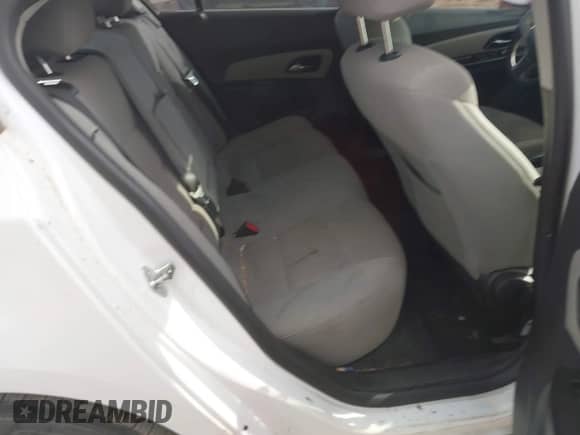 2014 Chevrolet Cruze 1LT с VIN 1G1PC5SB9E7151086, выставлен на аукционе IAAI как лот 43306584 с пробегом 155 405 миль миль и . История ставок и продаж доступна на DreamBid. Изображение 8.