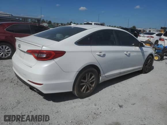2015 Hyundai Sonata SE с VIN 5NPE24AF2FH109064, выставлен на аукционе Copart как лот 82663885 с пробегом 149 139 миль миль и Чистый • Clean title. История ставок и продаж доступна на DreamBid. Изображение 3.