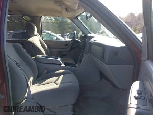 2006 Chevrolet Suburban LT z VIN 1GNFK16Z86J169807, wystawiony jako IAAI lot #41928418 z przebiegiem 195 948 mil mil oraz . Historia ofert i sprzedaży dostępna na DreamBid. Obrazek 5.