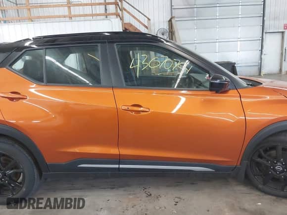 2024 Nissan Kicks SR с VIN 3N1CP5DV2RL499611, выставлен на аукционе IAAI как лот 43070754 с пробегом 10 212 миль миль и . История ставок и продаж доступна на DreamBid. Изображение 13.