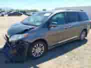 2018 Toyota Sienna XLE with VIN 5TDYZ3DC1JS942460, listed as a IAAI auction lot 43358105 with 19,576 mi miles and . Bid and sale history available at DreamBid. Image 2.