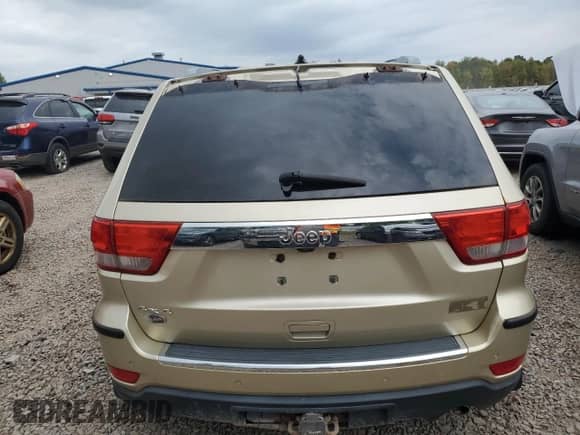 2011 Jeep Grand Cherokee Overland with VIN 1J4RR6GG6BC629468, listed as a Copart auction lot 81092845 with 213,333 mi miles and Clean title. Bid and sale history available at DreamBid. Image 6.