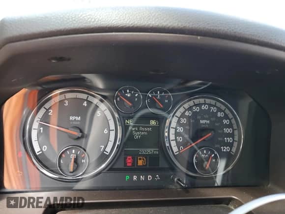 2011 Ram 1500 SLT z VIN 1D7RB1CT0BS569182, wystawiony jako Copart lot #69808475 z przebiegiem 232 257 mil mil oraz Szkoda całkowita • Salvage title. Historia ofert i sprzedaży dostępna na DreamBid. Obrazek 9.