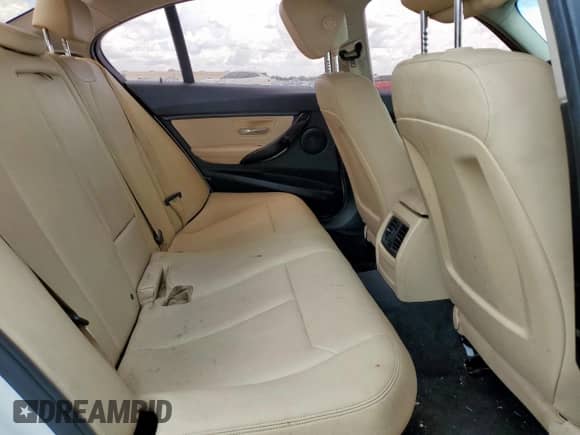 2017 BMW 3 Series 320i xDrive с VIN WBA8E5G56HNU22319, выставлен на аукционе Copart как лот 82106725 с пробегом Не указан миль и Чистый • Clean title. История ставок и продаж доступна на DreamBid. Изображение 10.