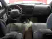 1997 Toyota Tacoma z VIN 4TAVL52N6VZ291508, wystawiony jako Copart lot #82747565 z przebiegiem 233 670 mil mil oraz Szkoda całkowita • Salvage title. Historia ofert i sprzedaży dostępna na DreamBid. Obrazek 8.