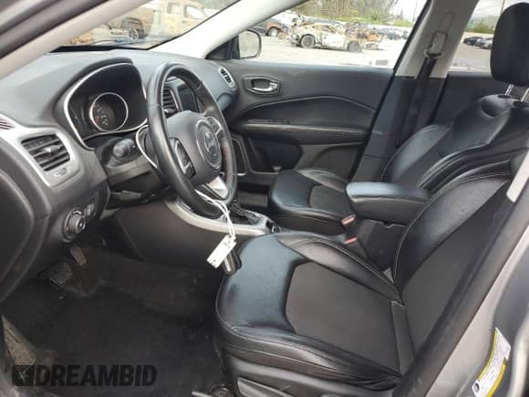 2020 Jeep Compass Latitude с VIN 3C4NJCBB2LT117993, выставлен на аукционе Copart как лот 50979565 с пробегом 29 658 миль миль и Списание • Salvage title. История ставок и продаж доступна на DreamBid. Изображение 7.