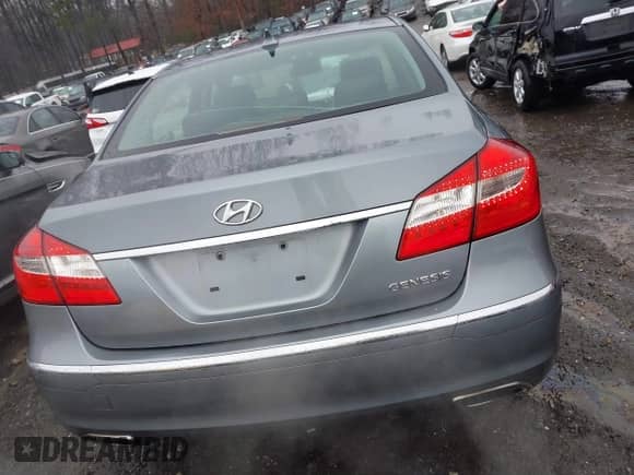 2014 Hyundai Genesis 3.8L с VIN KMHGC4DD1EU260025, выставлен на аукционе IAAI как лот 41419107 с пробегом 87 374 миль миль и . История ставок и продаж доступна на DreamBid. Изображение 16.