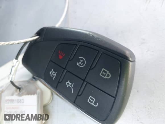 2023 Chevrolet Suburban Premier z VIN 1GNSCFKDXPR371490, wystawiony jako IAAI lot #43548090 z przebiegiem 73 521 mil mil oraz . Historia ofert i sprzedaży dostępna na DreamBid. Obrazek 11.