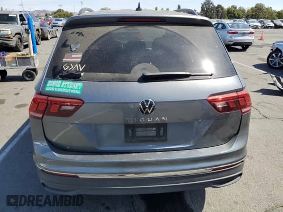 2022 Volkswagen Tiguan S с VIN 3VV1B7AX6NM028152, выставлен на аукционе Copart как лот 71527025 с пробегом 57 466 миль миль и Списание • Salvage title. История ставок и продаж доступна на DreamBid. Изображение 6.