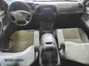 2005 Toyota Tundra SR5 с VIN 5TBET34135S490027, выставлен на аукционе Copart как лот 71548435 с пробегом 252 350 миль миль и На запчасти • Non repairable. История ставок и продаж доступна на DreamBid. Изображение 8.