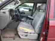 2008 Chevrolet TrailBlazer 2LT z VIN 1GNDS13S982120028, wystawiony jako Copart lot #84414075 z przebiegiem 276 815 mil mil oraz Szkoda całkowita • Salvage title. Historia ofert i sprzedaży dostępna na DreamBid. Obrazek 7.