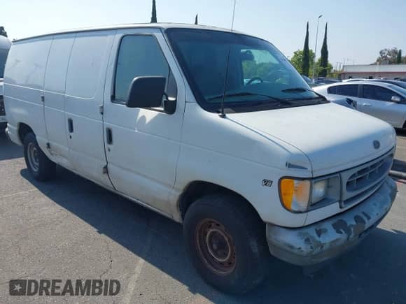 2001 Ford Econoline Cargo with VIN 1FTRE14W91HB55842, listed as a IAAI auction lot 42464892 with 324,171 mi miles and . Bid and sale history available at DreamBid. Image 1.