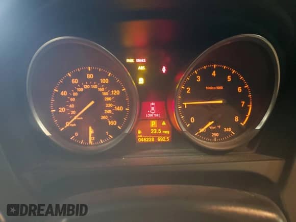 2009 BMW Z4 sDrive30i с VIN WBALM53559E160782, выставлен на аукционе Copart как лот 84019154 с пробегом 46 228 миль миль и Списание • Salvage title. История ставок и продаж доступна на DreamBid. Изображение 9.