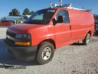 2022 Chevrolet Express Cargo с VIN 1GCWGAFPXN1270760, выставлен на аукционе Copart как лот 59408905 с пробегом 37 856 миль миль и Списание • Salvage title. История ставок и продаж доступна на DreamBid. Изображение 1.