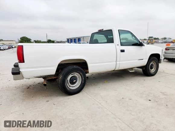 1997 Chevrolet Silverado 2500 с VIN 1GCGC24R2VE258752, выставлен на аукционе Copart как лот 70958145 с пробегом 160 460 миль миль и Списание • Salvage title. История ставок и продаж доступна на DreamBid. Изображение 3.